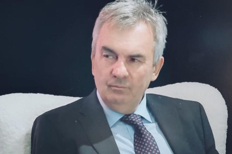 TIHOMIR DUJMOVIĆ - BEZ CENZURE