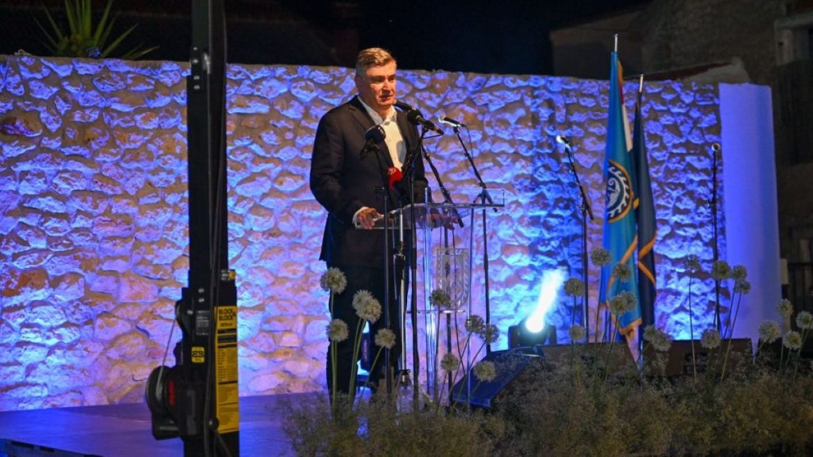 Pukovnik hrvatske vojske razmontirao Vrhovnog zapovjednika