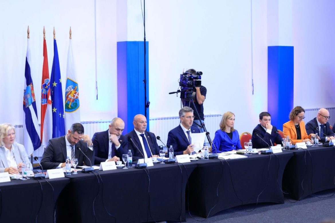 Plenković: Razmotrit ćemo poništenje natječaja